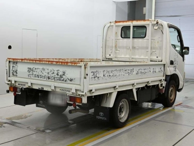 TOYOTA DYNA TRUCK
