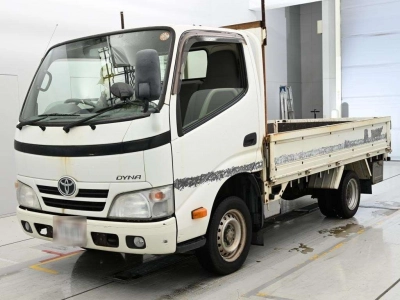 TOYOTA DYNA TRUCK
