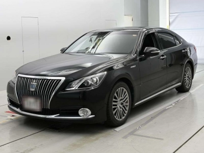 TOYOTA CROWN MAJESTA