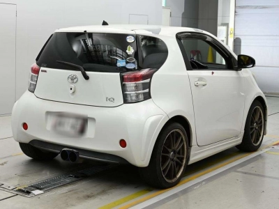 TOYOTA IQ