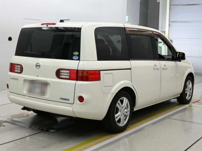 NISSAN LAFESTA