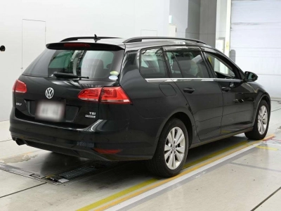 VOLKSWAGEN GOLF VARIANT
