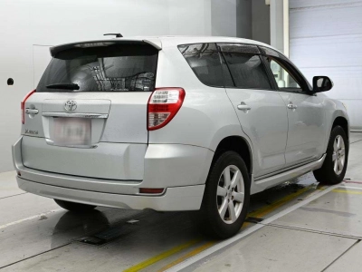 TOYOTA VANGUARD