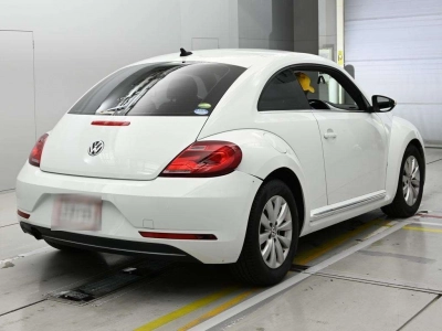 VOLKSWAGEN THE BEETLE