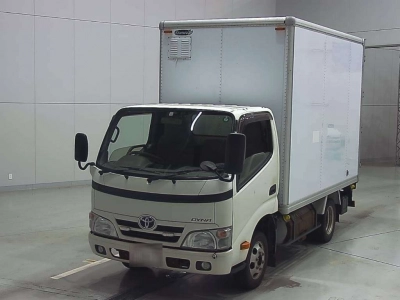 TOYOTA DYNA TRUCK