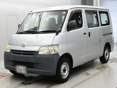 TOYOTA TOWN ACE VAN
