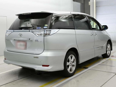 TOYOTA ESTIMA HYBRID