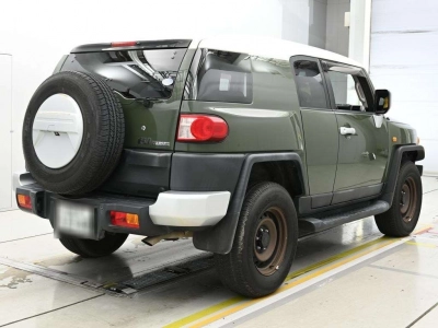 TOYOTA FJ CRUISER