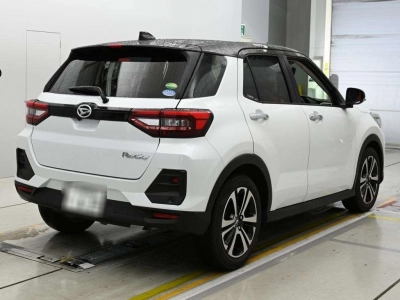 DAIHATSU ROCKY