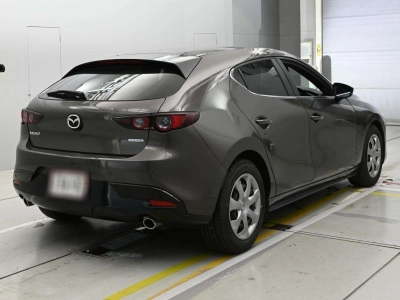 MAZDA MAZDA3 FASTBACK