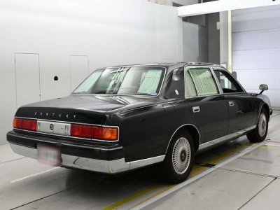 TOYOTA CENTURY