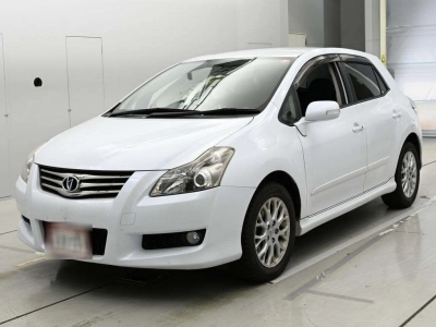 TOYOTA BLADE
