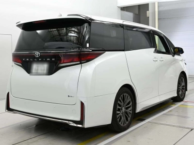 TOYOTA VELLFIRE HYBRID