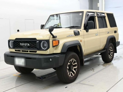 TOYOTA LAND CRUISER 70