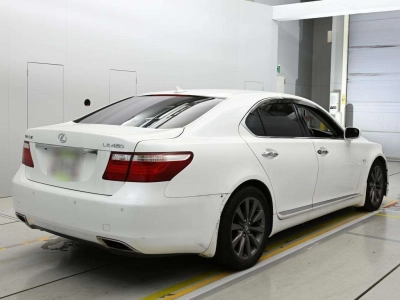 LEXUS LS