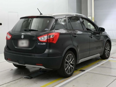 SUZUKI SX4 S-CROSS