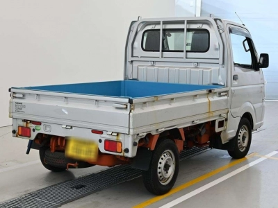 NISSAN NT100 CLIPPER