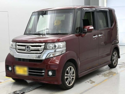 HONDA N BOX CUSTOM