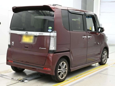 HONDA N BOX CUSTOM