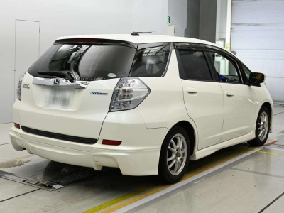 HONDA FIT SHUTTLE HYBRID