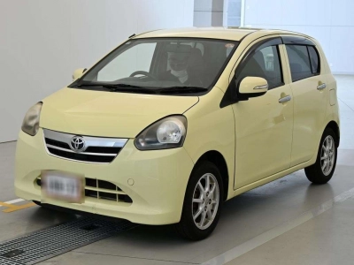 TOYOTA PIXIS EPOCH