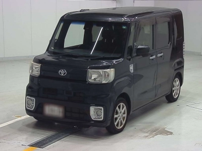 TOYOTA PIXIS MEGA