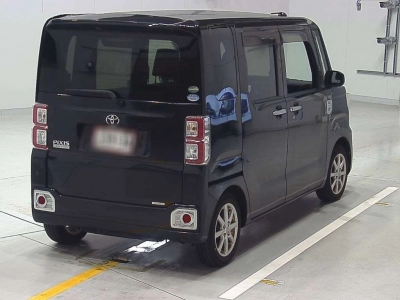 TOYOTA PIXIS MEGA