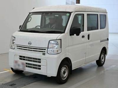 NISSAN CLIPPER VAN