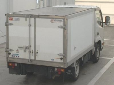 TOYOTA DYNA