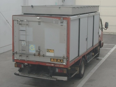 TOYOTA DYNA