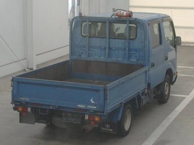 TOYOTA DYNA