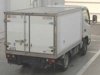 TOYOTA DYNA