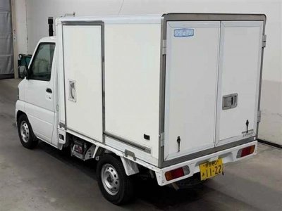 MITSUBISHI MINICAB TRUCK