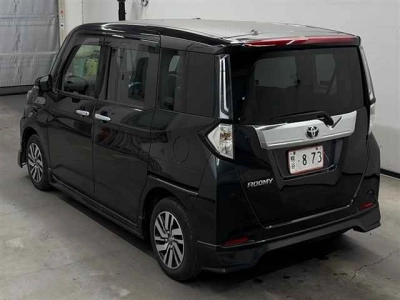 TOYOTA TANK