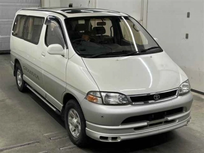 TOYOTA GRANVIA