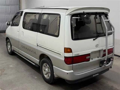 TOYOTA GRANVIA