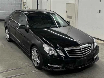 MERCEDES BENZ E CLASS