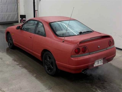 NISSAN SKYLINE