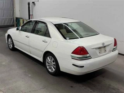 TOYOTA MARK II