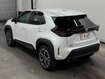 TOYOTA YARIS CROSS