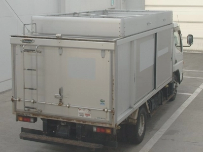 MITSUBISHI CANTER