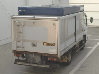 MITSUBISHI CANTER