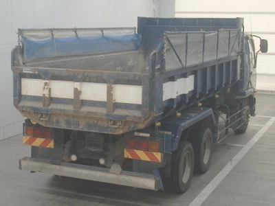 MITSUBISHI FUSO FIGHTER