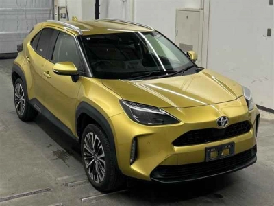 TOYOTA YARIS CROSS
