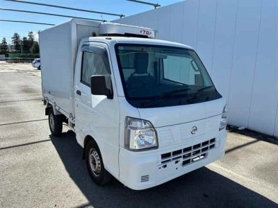 NISSAN NT100 CLIPPER