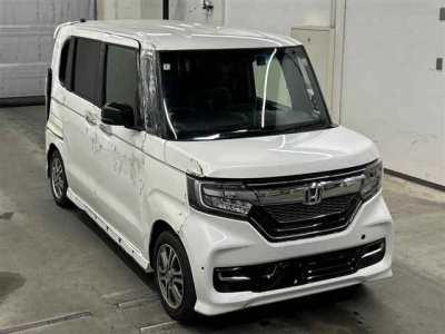 HONDA N BOX CUSTOM