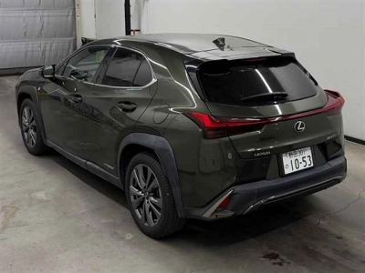 LEXUS UX