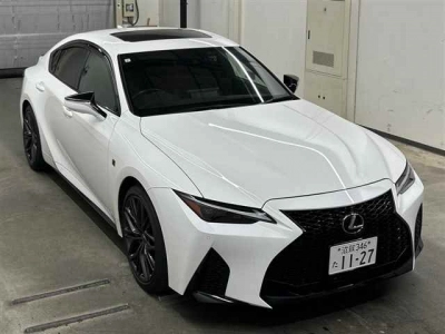 LEXUS IS