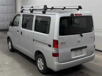 TOYOTA TOWN ACE VAN