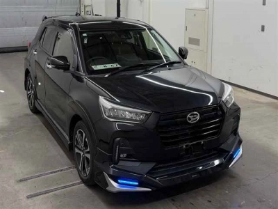 DAIHATSU ROCKY
